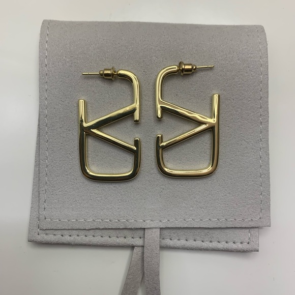 Gold V Earrings - Picture 3 of 3